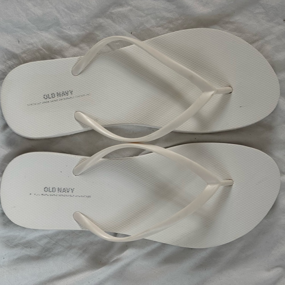 Old Navy Classic White Sandals